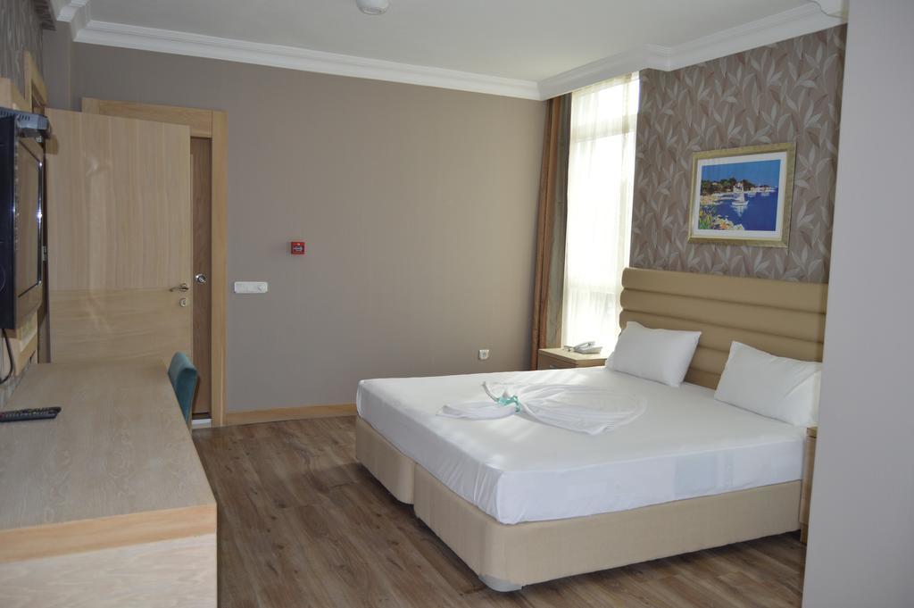 Kale Palace Hotel İmroz Rom bilde